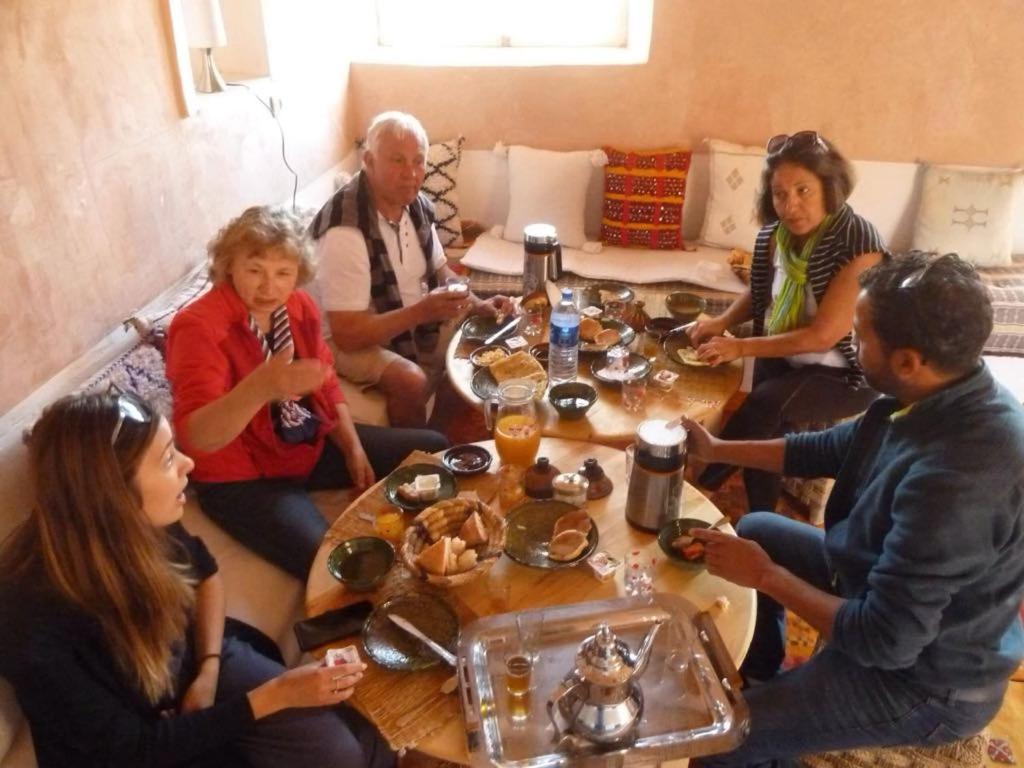 Tigmi Hamid Decouverte Des Traditions Et De La Culture Berbere 아이트벤하두 외부 사진