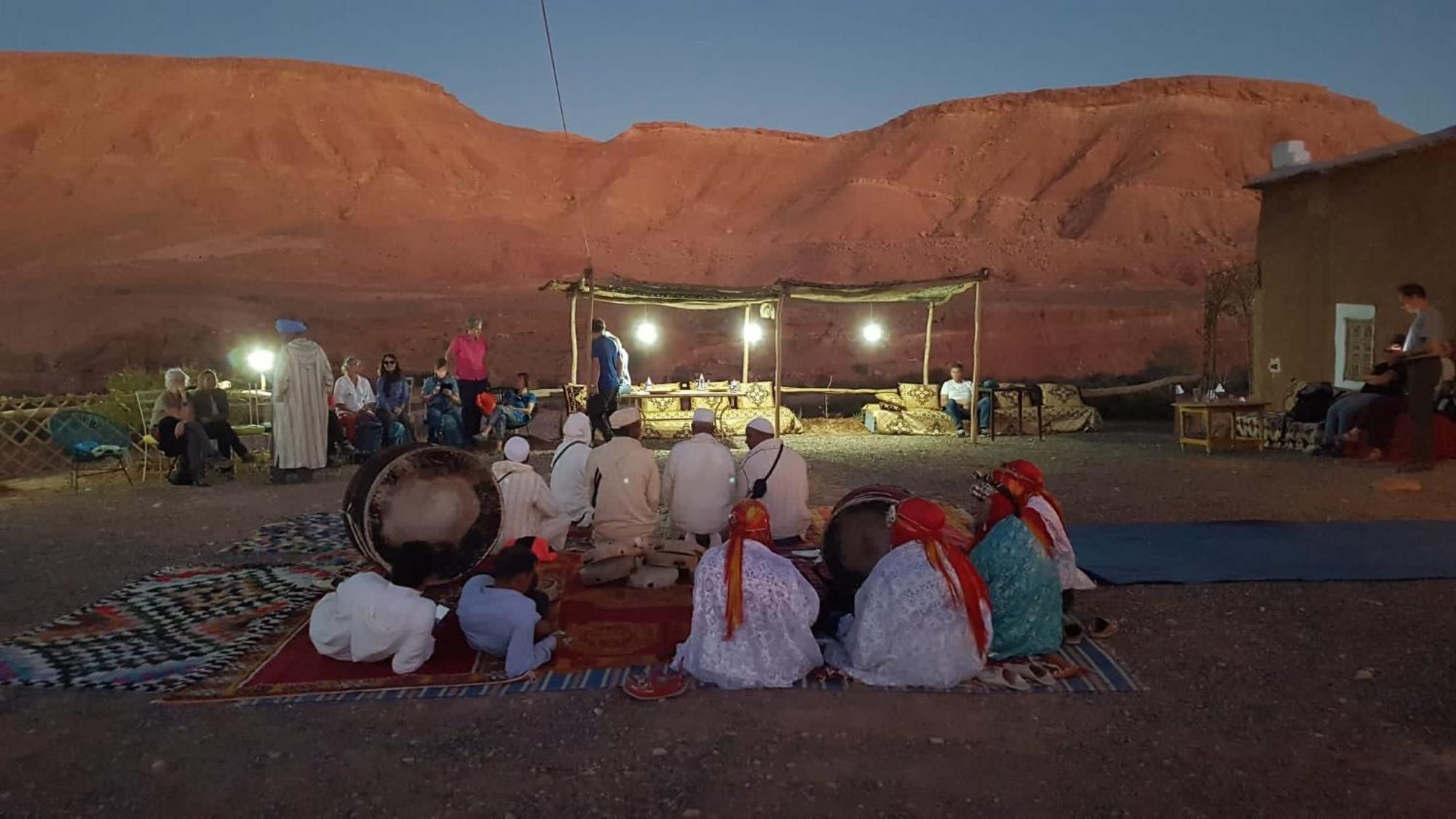 Tigmi Hamid Decouverte Des Traditions Et De La Culture Berbere 아이트벤하두 외부 사진